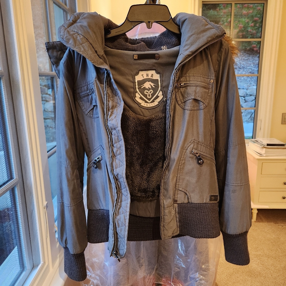 Aritizia TNA Women's Gray Fur-Lined Parka Jacket with detachable hood